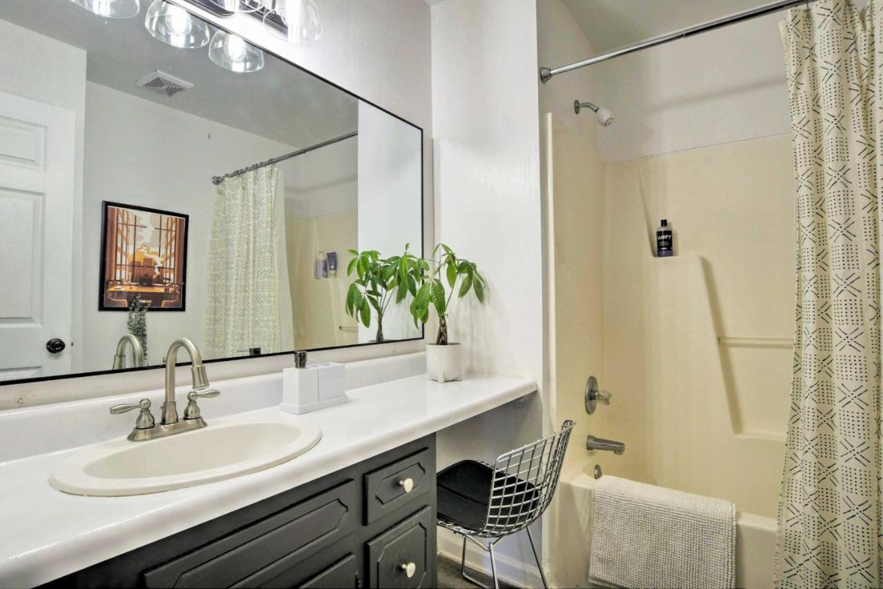 Home With Outdoor Oasis In Downtown Raleigh! מראה חיצוני תמונה